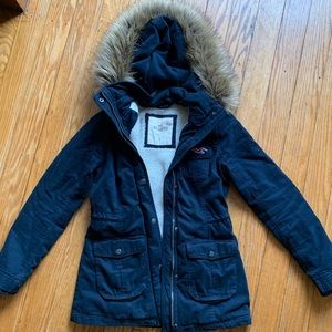 women’s hollister coat